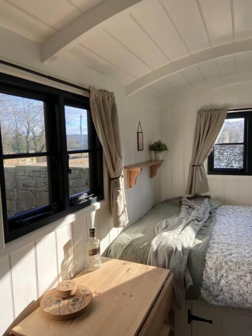 Peaceful Shepherd'S Hut In Beautiful Countryside. Линлитгоу Экстерьер фото